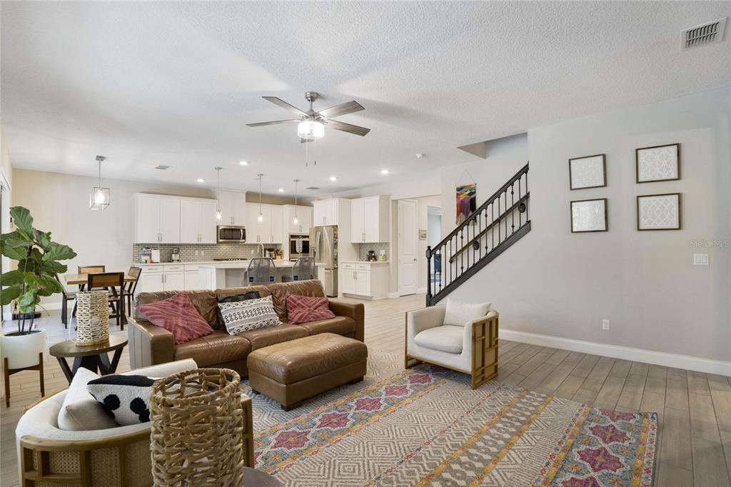 8414 Vivaro Isle Way Windermere, FL 34786 - Photo 17 of 46