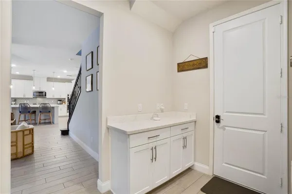 $5,250 | 8414 Vivaro Isle Way, Windermere, FL 34786