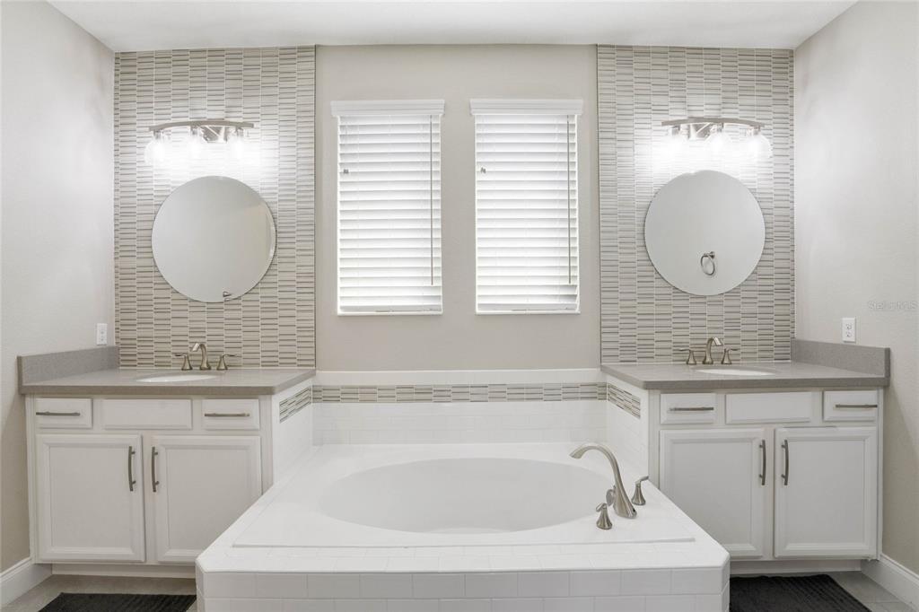 8414 Vivaro Isle Way Windermere, FL 34786 - Photo 42 of 46