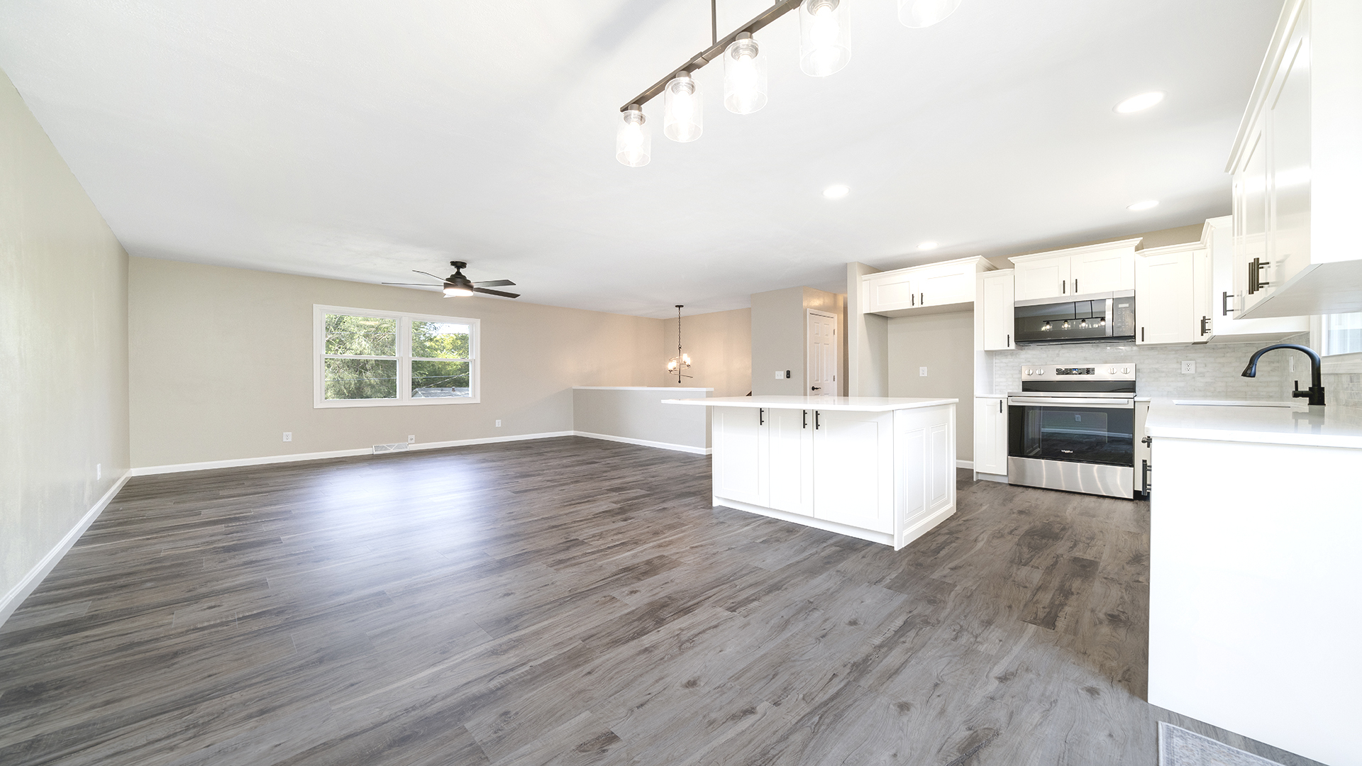 714 Madison Avenue Dixon, IL 61021 - Photo 13 of 41