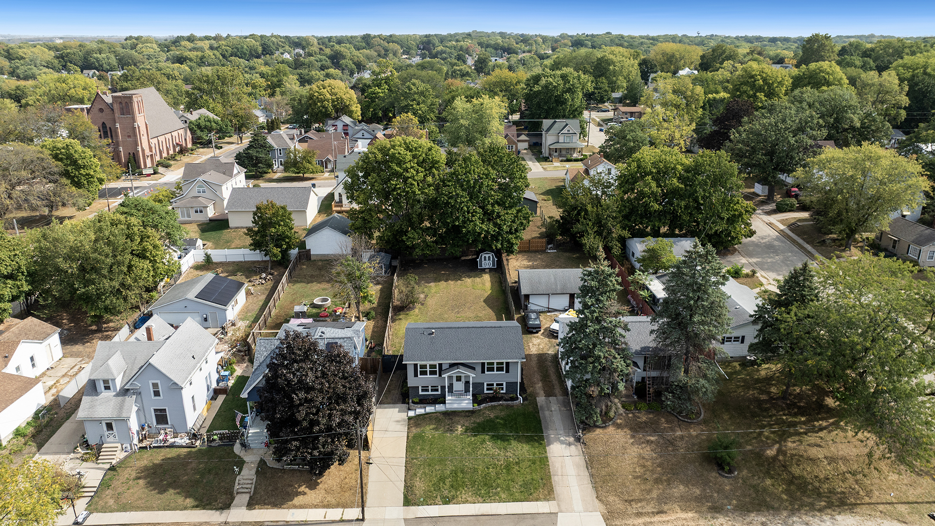 714 Madison Avenue Dixon, IL 61021 - Photo 4 of 41