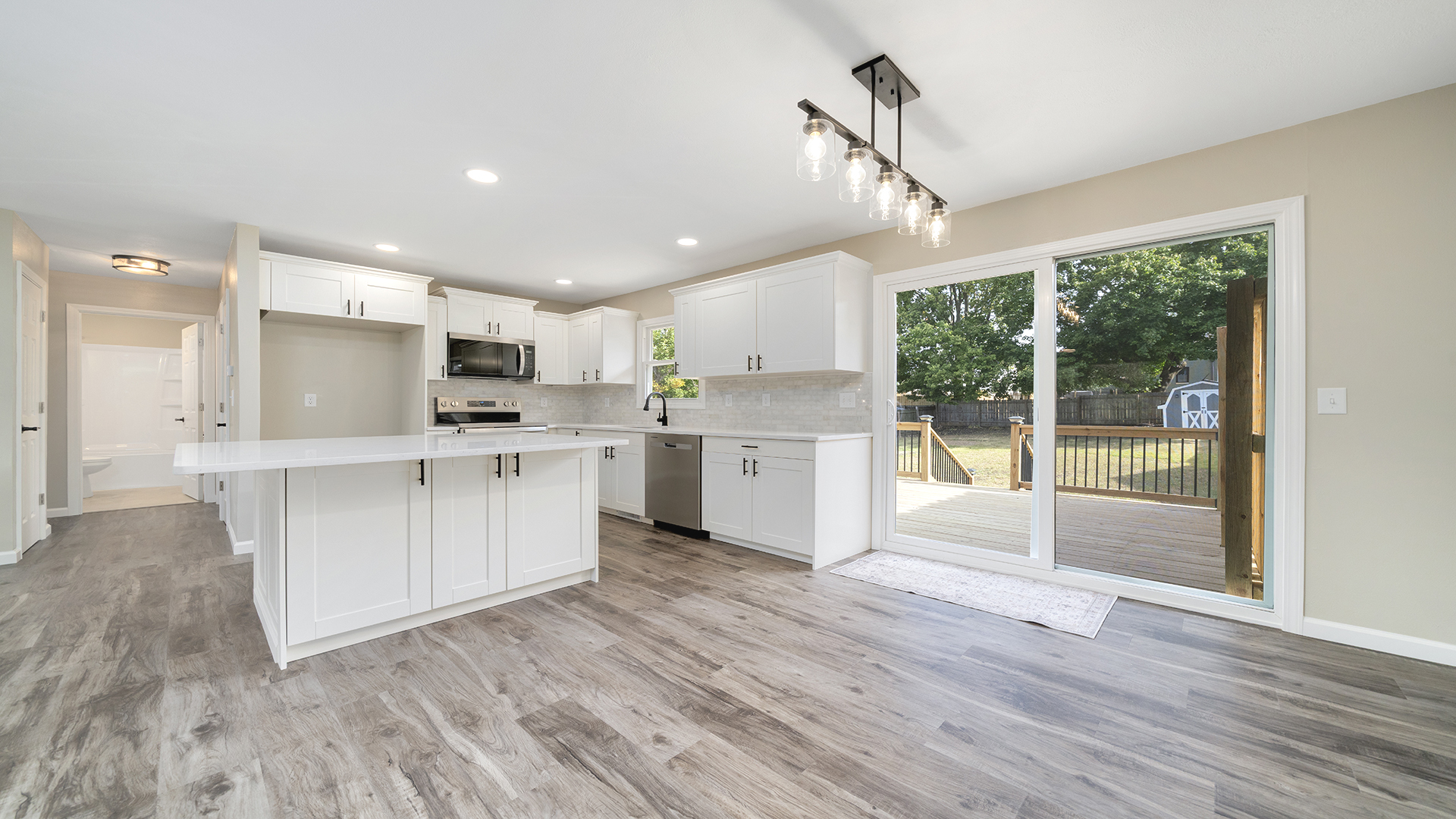 714 Madison Avenue Dixon, IL 61021 - Photo 8 of 41