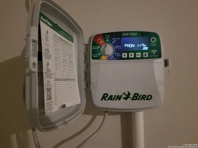 $2,000 | 210 Holland Park, Schertz, TX 78108