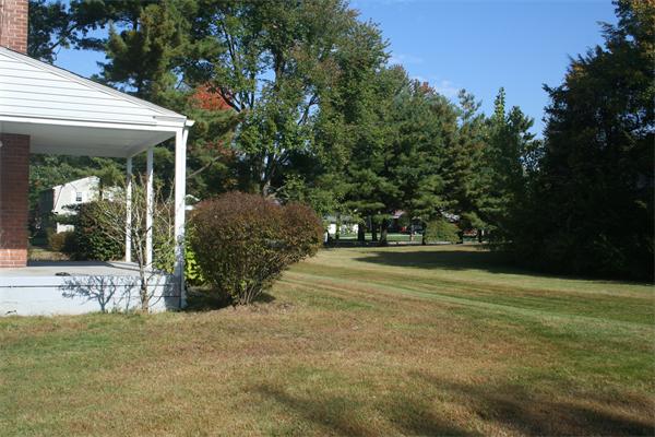 171 Porter Road East Longmeadow, MA 01028 - Photo 13 of 19 Gallery Image 13