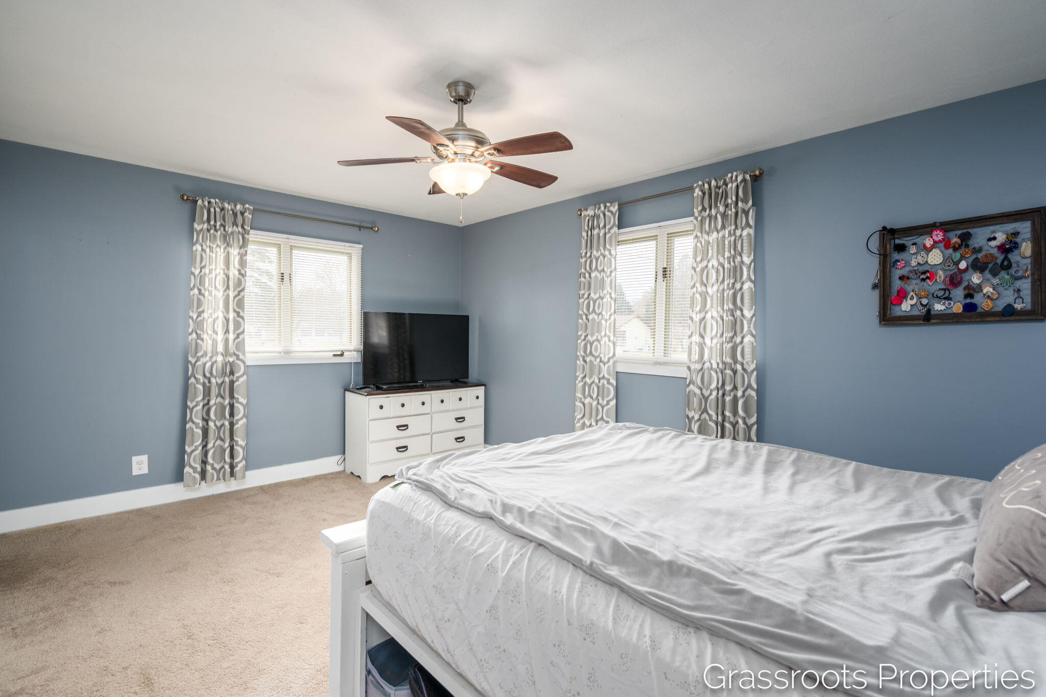 7700 Ridgewood Drive Jenison, MI 49428 - Photo 19 of 29 21-web-or-mls-7700 Ridgewood-21