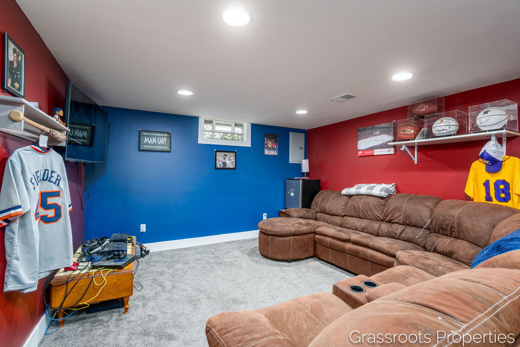 7700 Ridgewood Drive Jenison, MI 49428 - Photo 25 of 29 27-web-or-mls-7700 Ridgewood-27