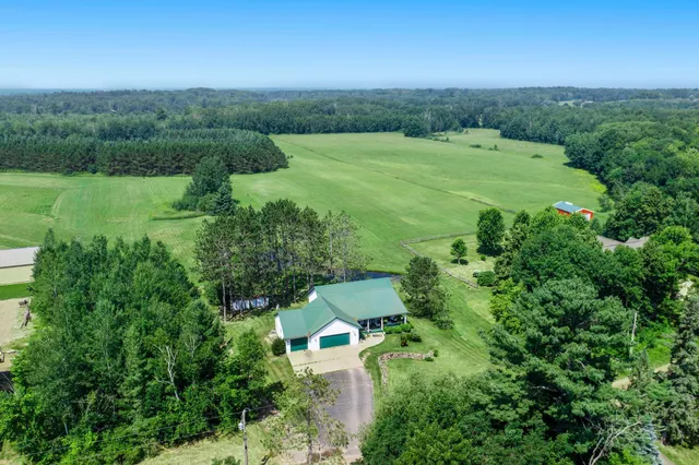 $375,000 | 19855 Edgewater Road, Pine City, MN 55063