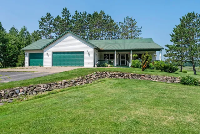 $375,000 | 19855 Edgewater Road, Pine City, MN 55063
