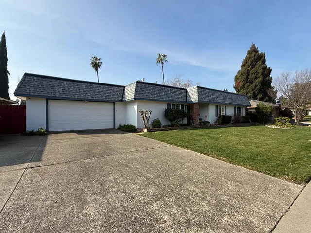 $669,000 | 6544 Surfside Way, Sacramento, CA 95831