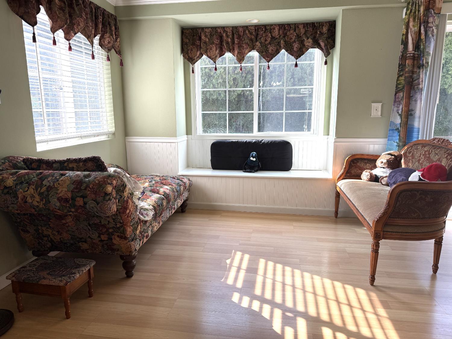 6544 Surfside Way Sacramento, CA 95831 - Photo 11 of 22