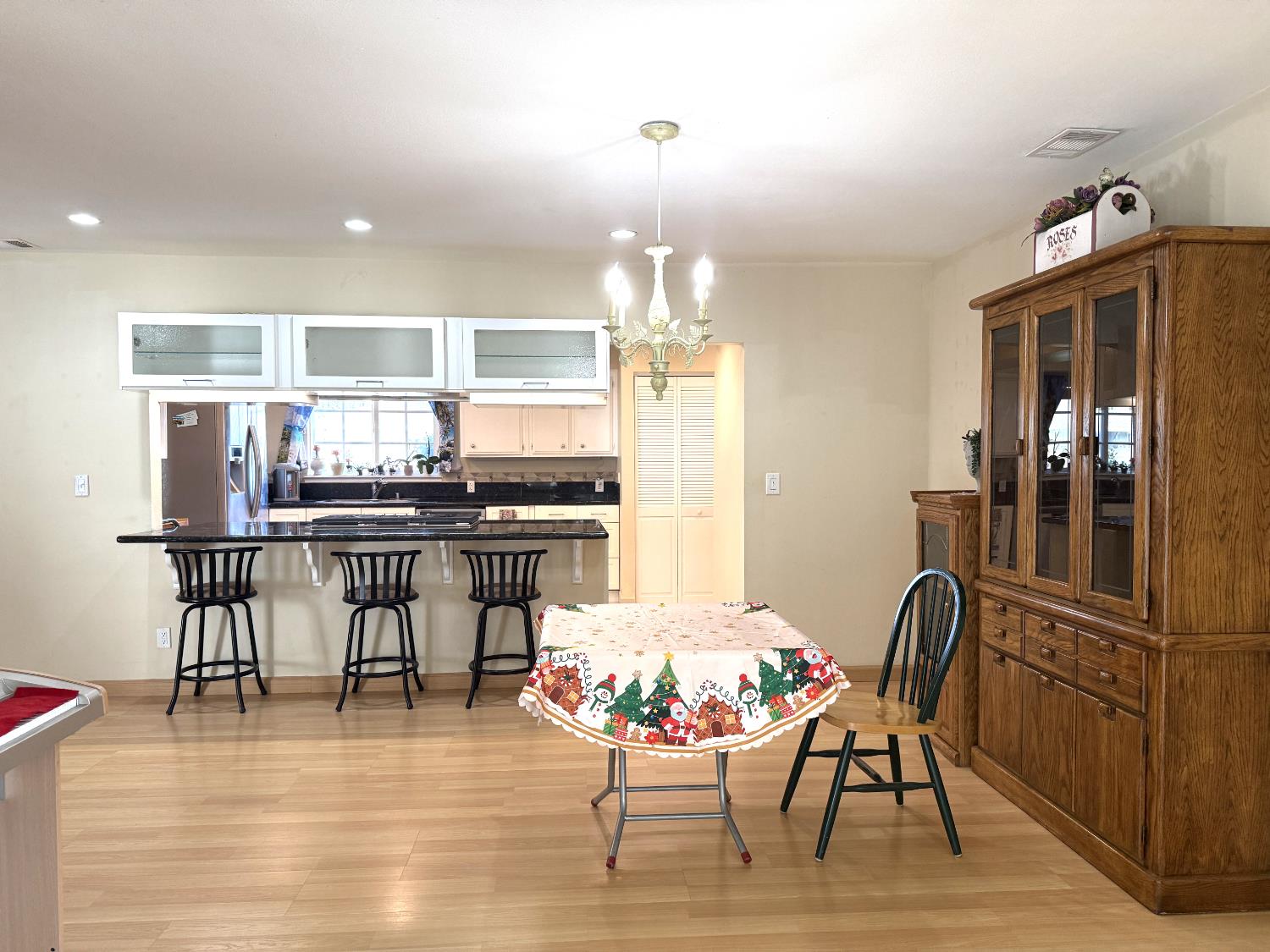 6544 Surfside Way Sacramento, CA 95831 - Photo 9 of 22