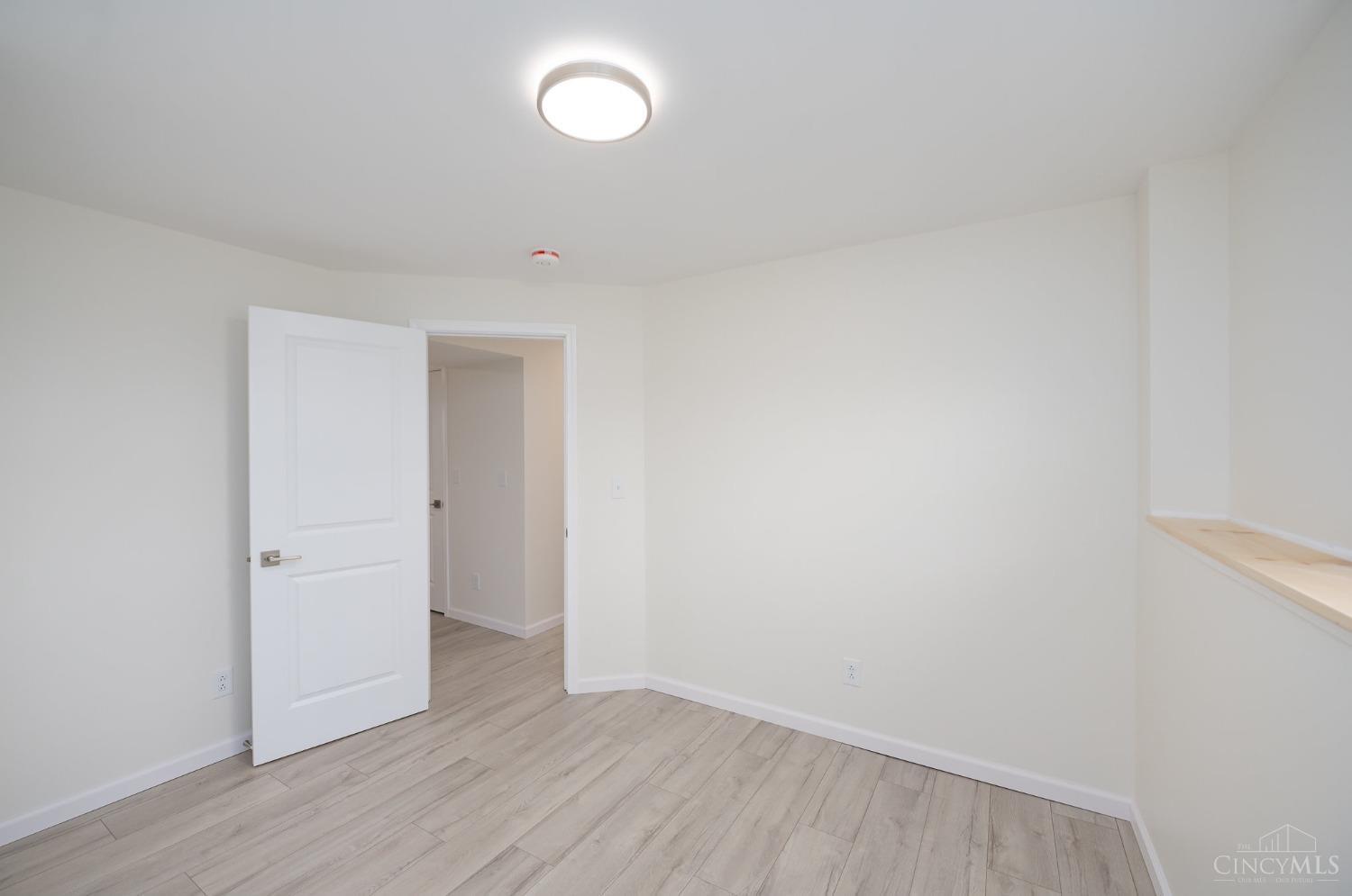 3264 Struble Road Cincinnati, OH 45251 - Photo 21 of 28 Gallery Image 21