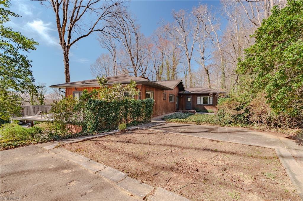 129 Oaklawn Road Mount Airy, NC 27030 - Photo 14 of 50