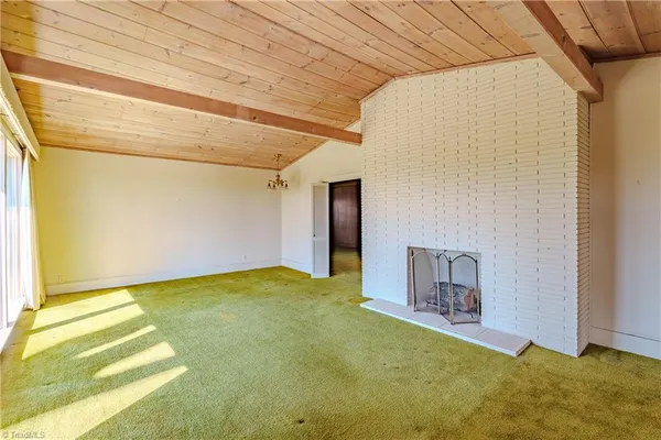 $358,400 | 129 Oaklawn Road, Mount Airy, NC 27030