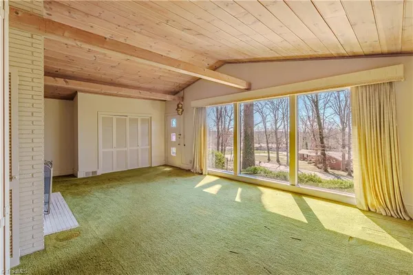 $358,400 | 129 Oaklawn Road, Mount Airy, NC 27030