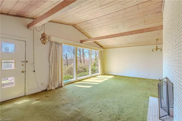 $358,400 | 129 Oaklawn Road, Mount Airy, NC 27030