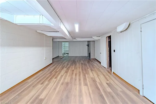 $358,400 | 129 Oaklawn Road, Mount Airy, NC 27030