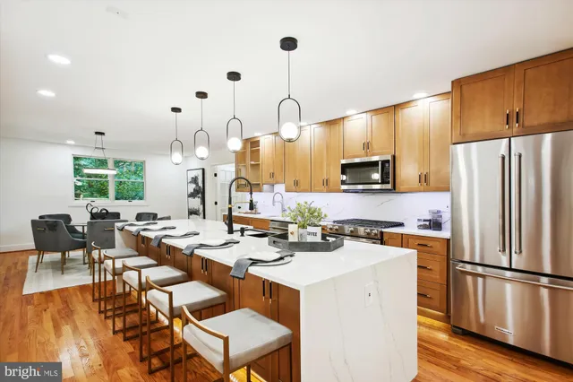 $1,299,999 | 2000 Homer Terrace, Reston, VA 20191