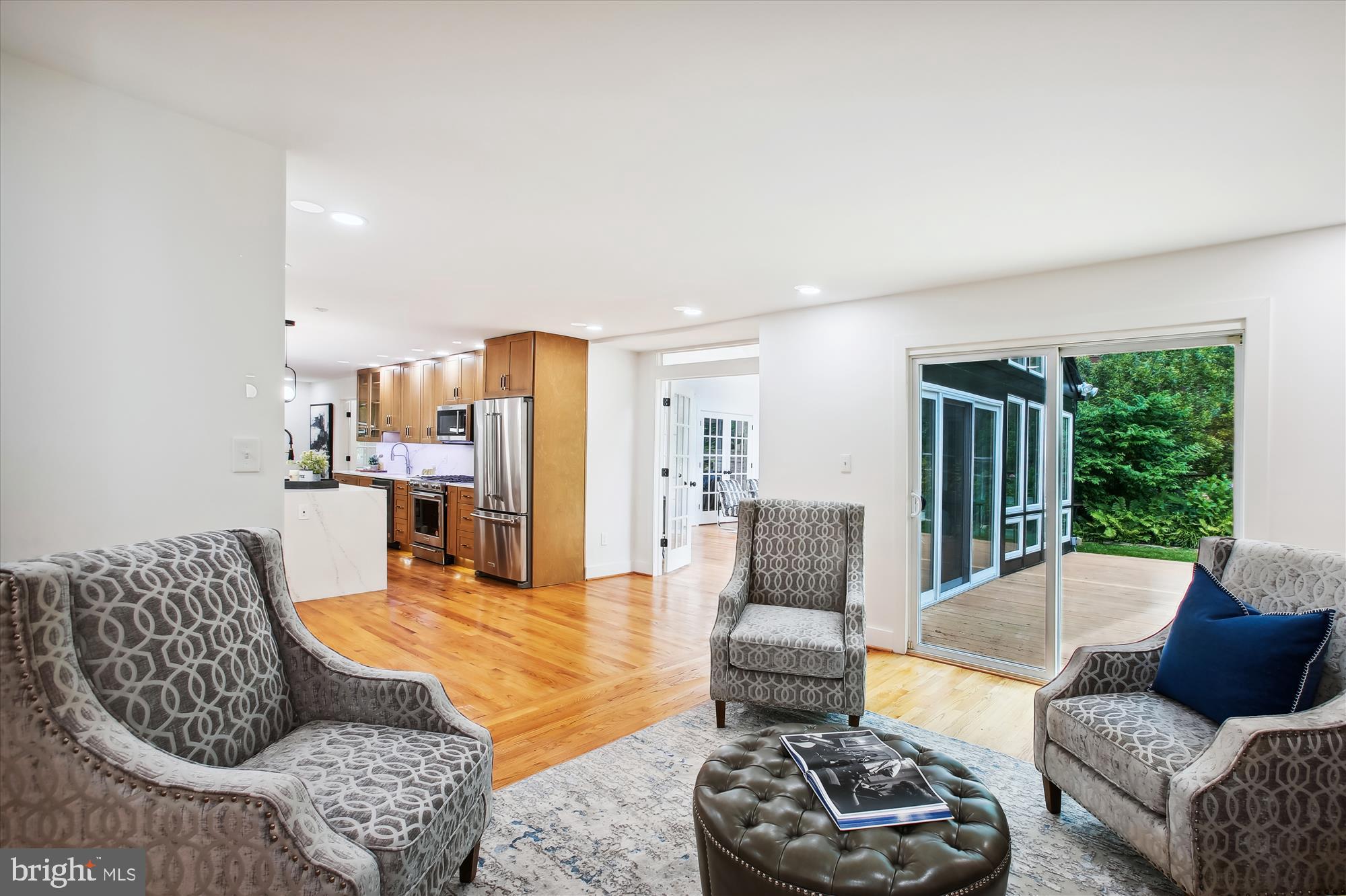 2000 Homer Terrace Reston, VA 20191 - Photo 27 of 94 Gathering Room off kitchen