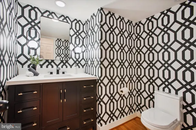 $1,299,999 | 2000 Homer Terrace, Reston, VA 20191