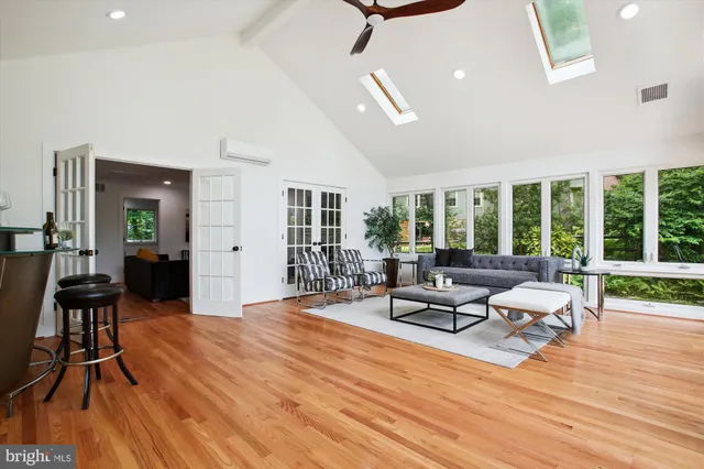 $1,299,999 | 2000 Homer Terrace, Reston, VA 20191