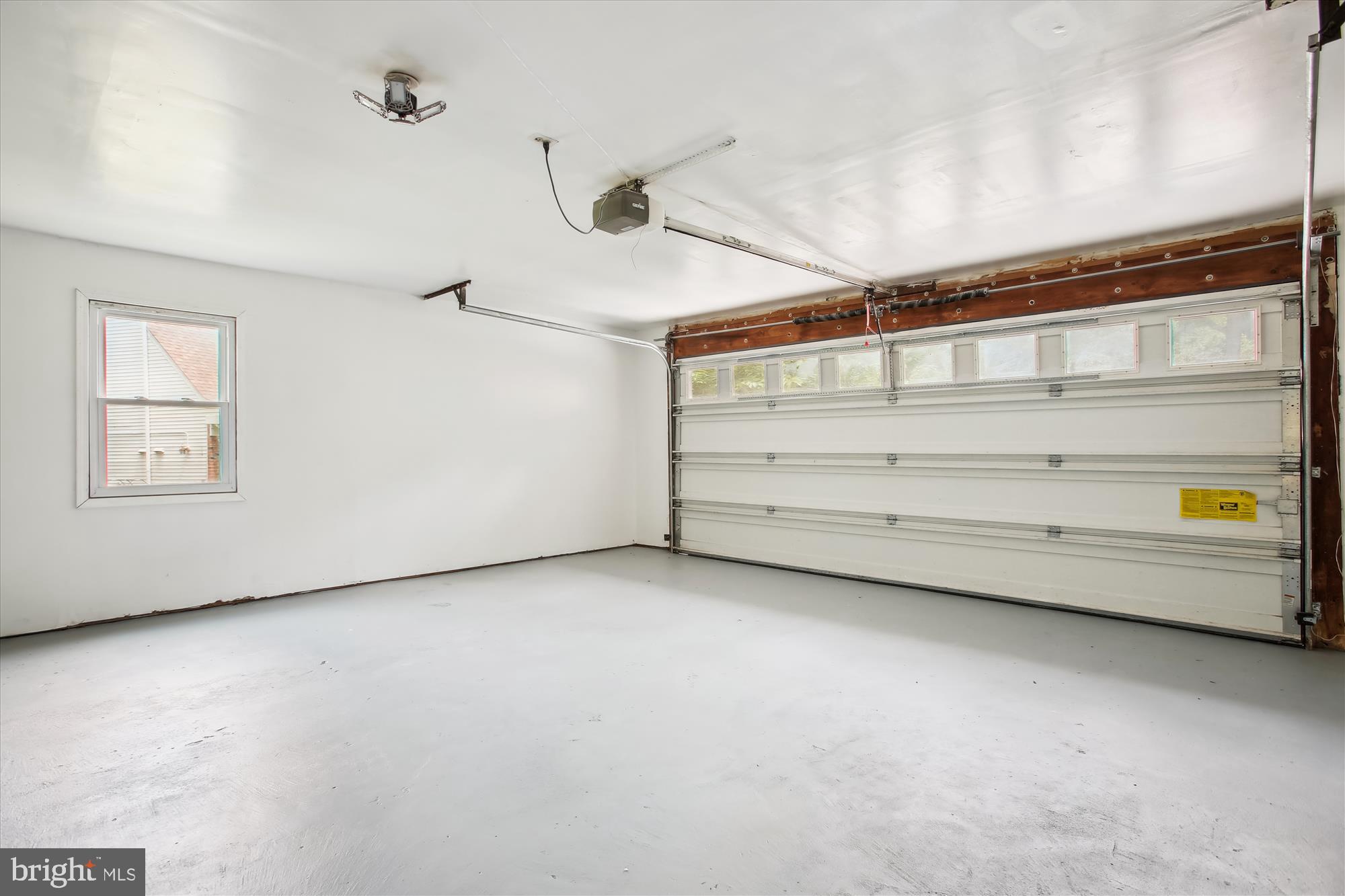 2000 Homer Terrace Reston, VA 20191 - Photo 46 of 94 oversize garage