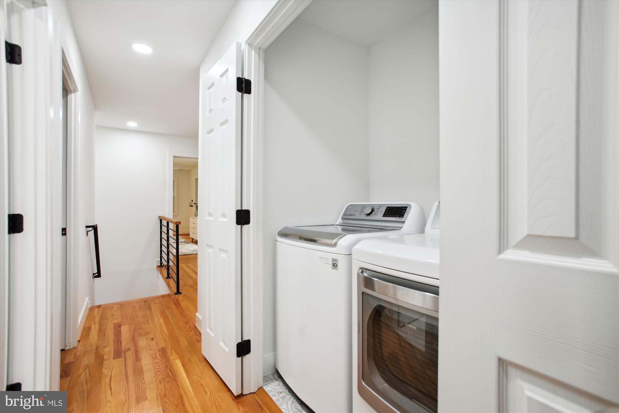 2000 Homer Terrace Reston, VA 20191 - Photo 50 of 94 Hallway Laundry upstairs