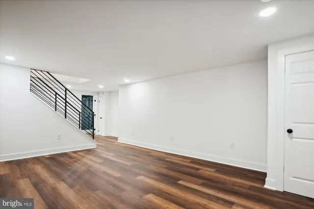 $1,299,999 | 2000 Homer Terrace, Reston, VA 20191