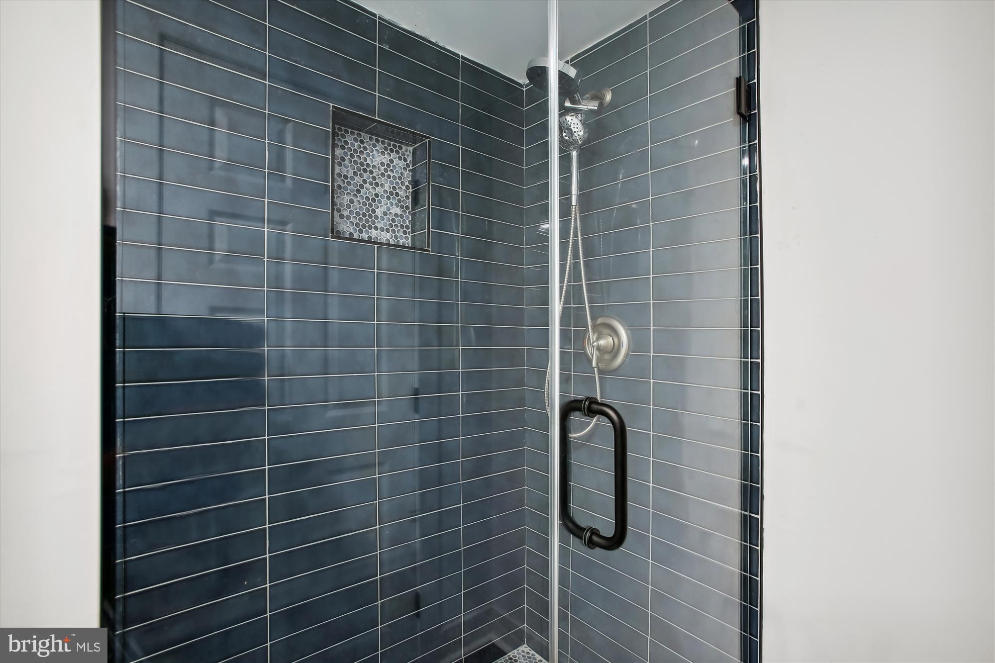 2000 Homer Terrace Reston, VA 20191 - Photo 78 of 94 Full bath downstairs