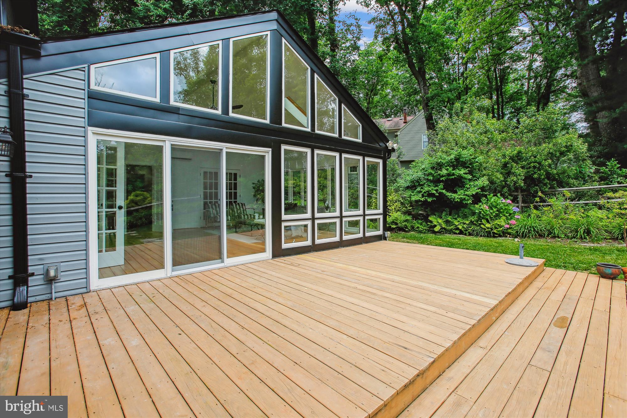 2000 Homer Terrace Reston, VA 20191 - Photo 9 of 94