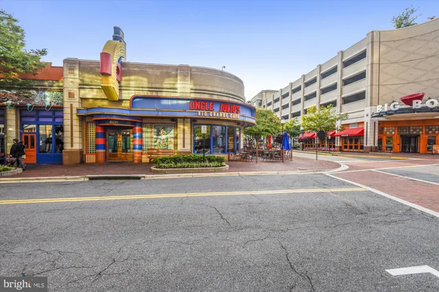 $1,299,999 | 2000 Homer Terrace, Reston, VA 20191