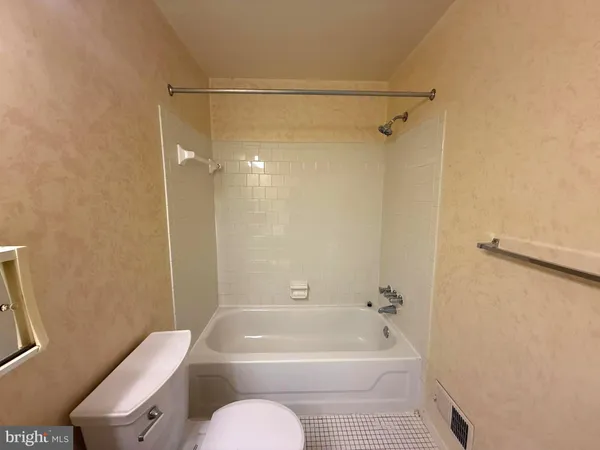 $2,850 | 1 Crotona Court, Lutherville-Timonium, MD 21093
