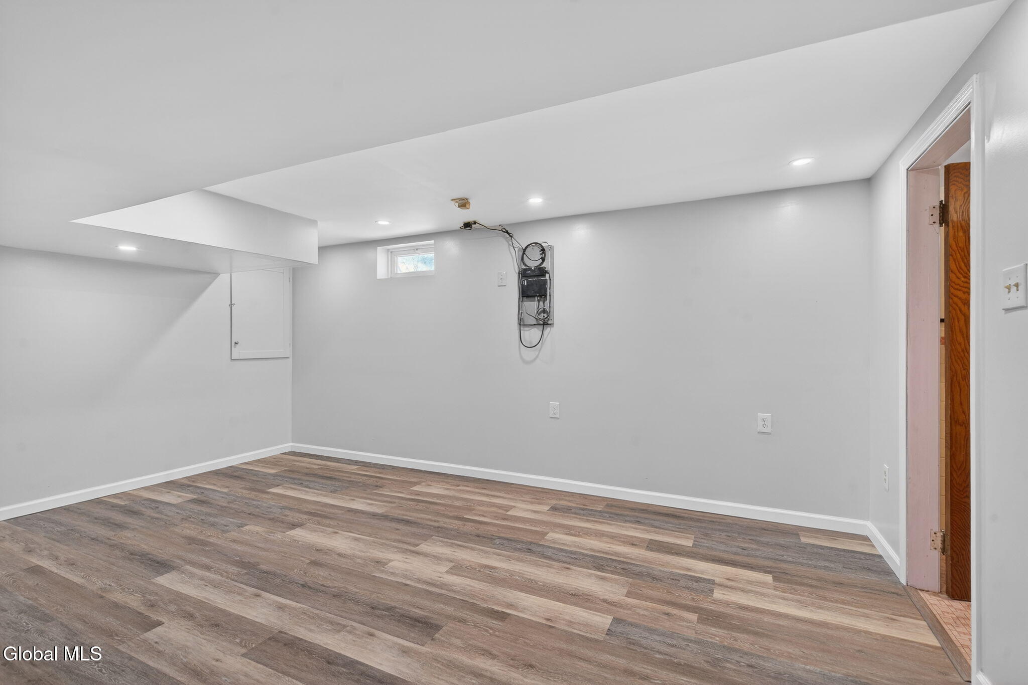 1087 Laura Street Rotterdam, NY 12306 - Photo 32 of 41 38-web-or-mls-1087-laura-st