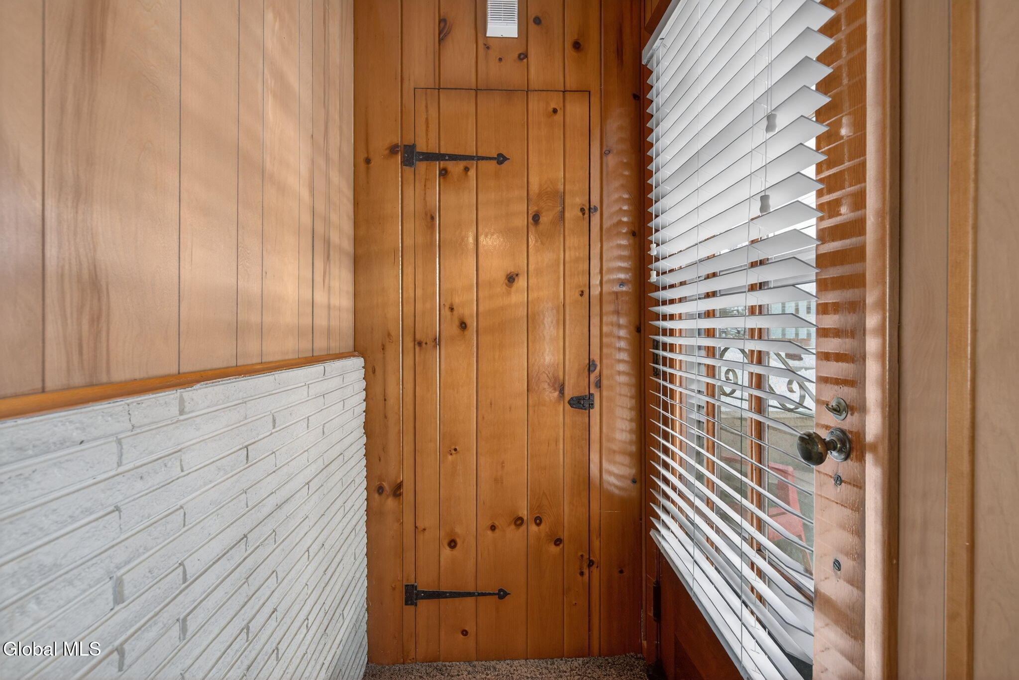 1087 Laura Street Rotterdam, NY 12306 - Photo 5 of 41 20-web-or-mls-1087-laura-st