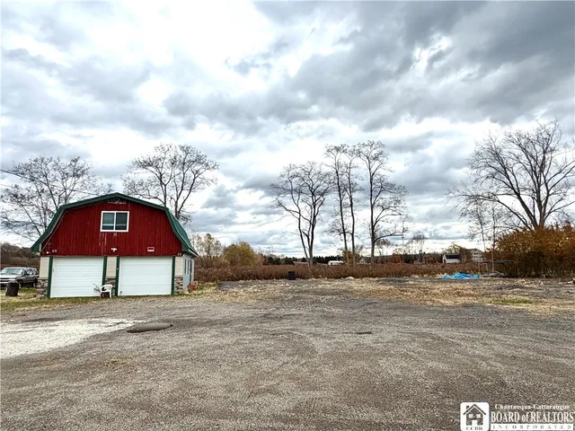 $174,900 | 4573-4599 Willow Road, Dunkirk, NY 14048