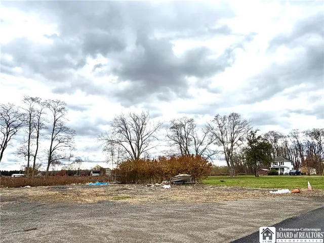 $174,900 | 4573-4599 Willow Road, Dunkirk, NY 14048