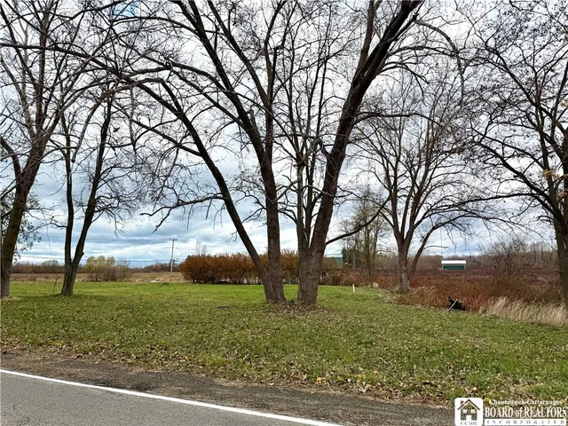 $174,900 | 4573-4599 Willow Road, Dunkirk, NY 14048