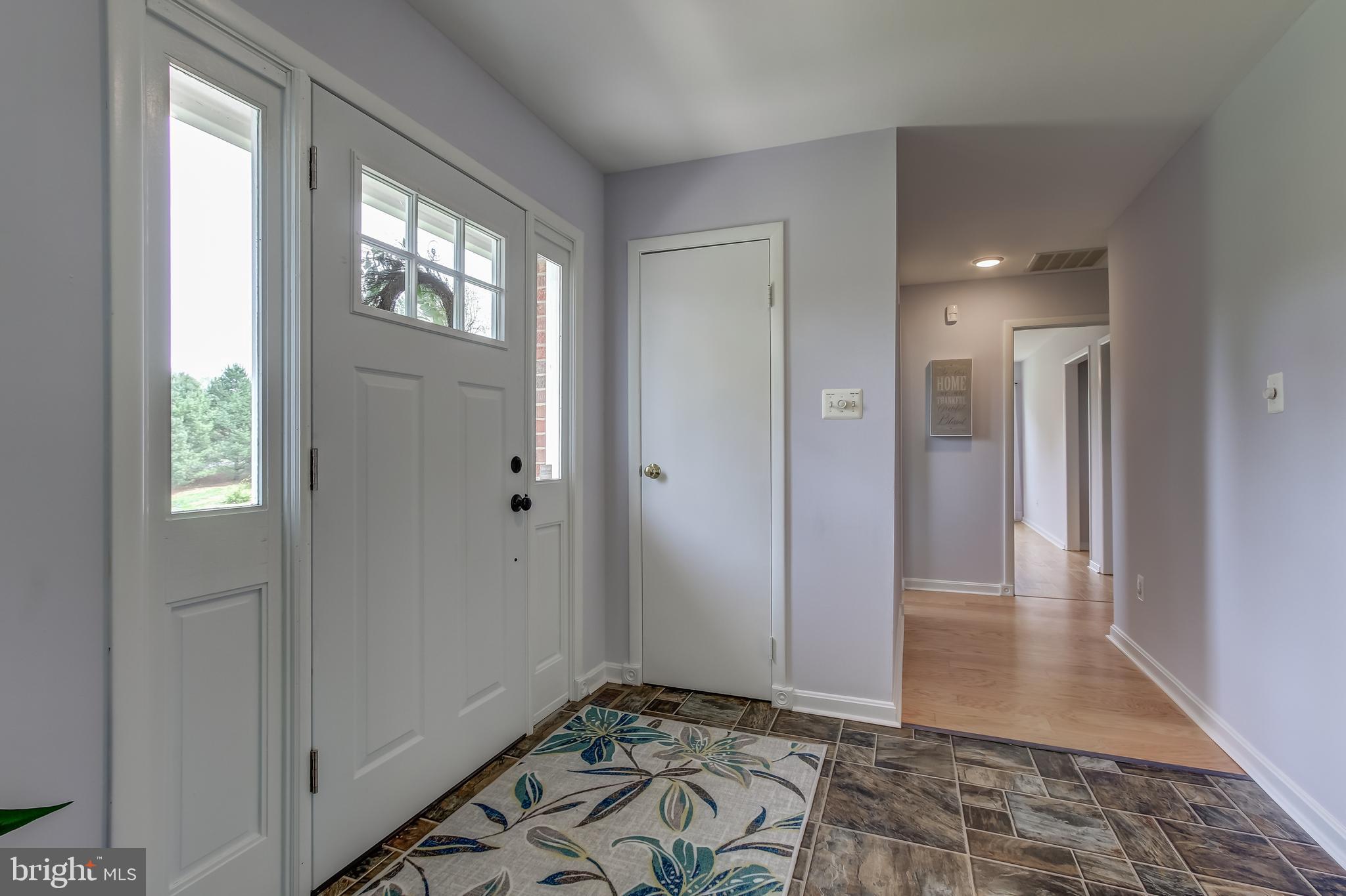 7223 Burke Lane Warrenton, VA 20186 - Photo 4 of 26