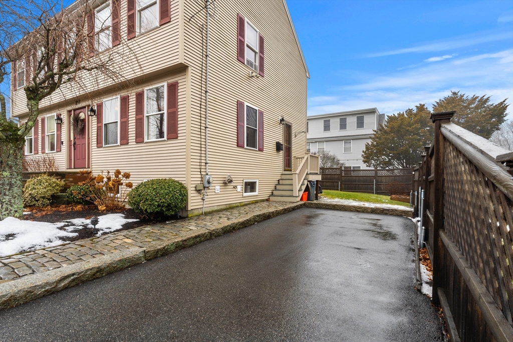 27 Folger Avenue Beverly, MA 01915 - Photo 34 of 34 a view of backyard of a house