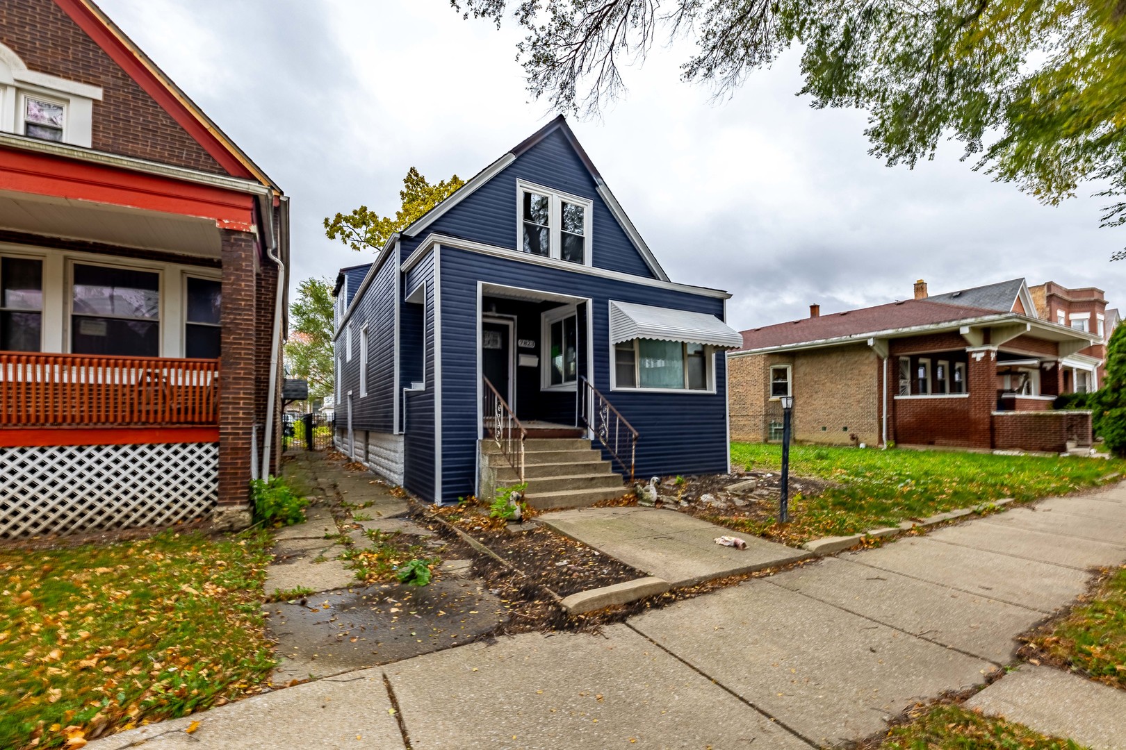 7823 South May Street Chicago, IL 60620 - Photo 2 of 20