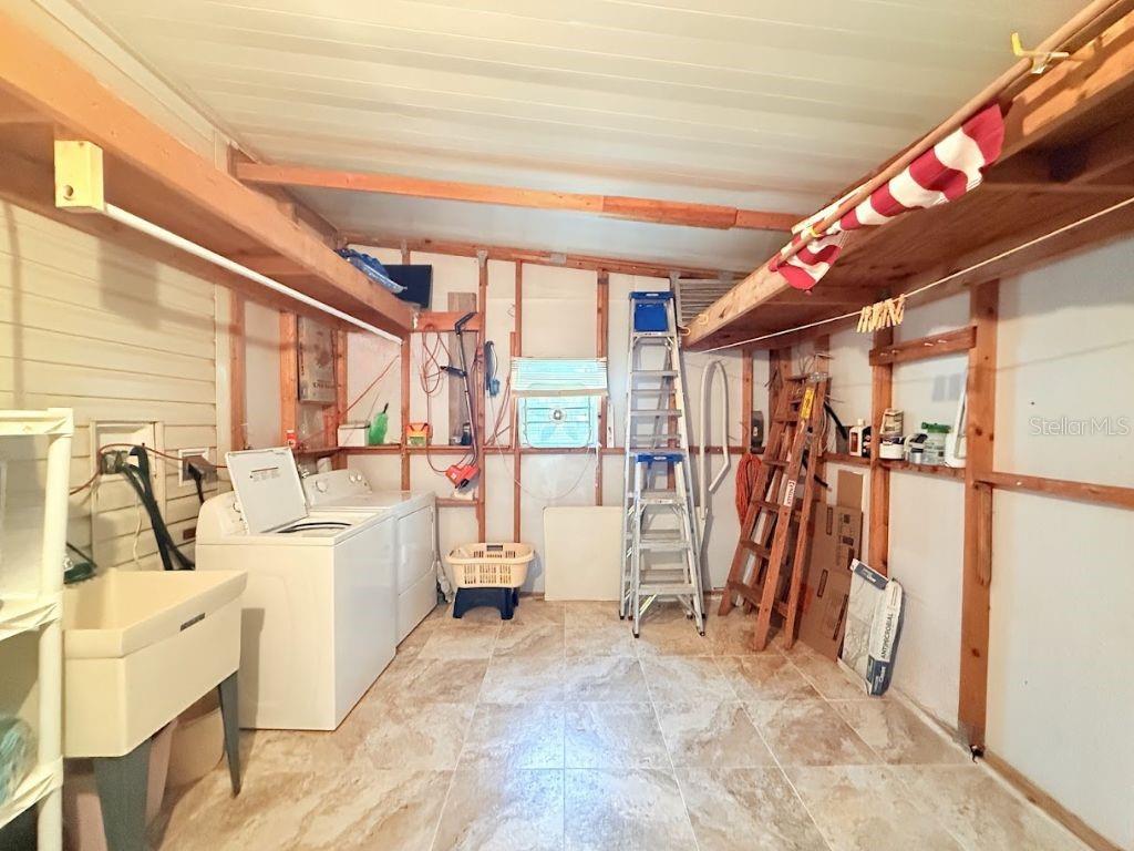 220 Ellsworth Drive Kissimmee, FL 34758 - Photo 40 of 40 a view of a very nice looking room