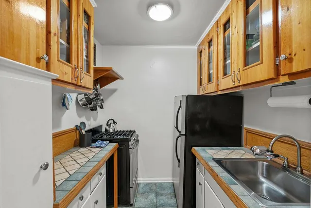 $449,000 | 220 Berkeley Place, Unit 1K | Park Slope