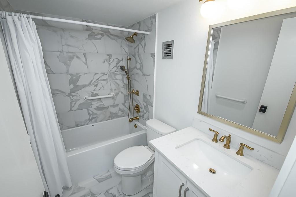401 Metairie Road, Unit 201 Metairie, LA 70005 - Photo 16 of 26