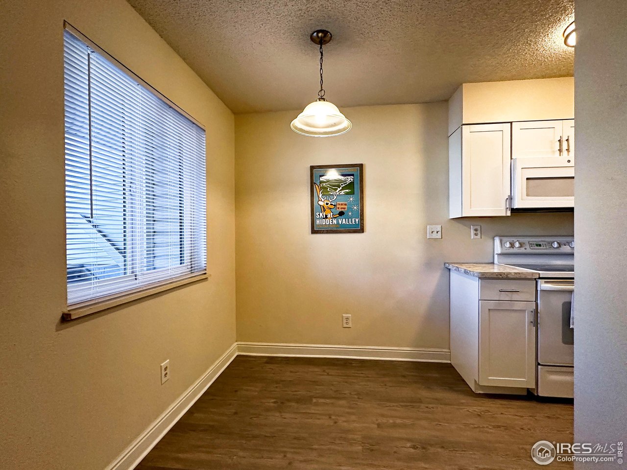 1705 Heatheridge Road, Unit 105 Fort Collins, CO 80526 - Photo 6 of 23
