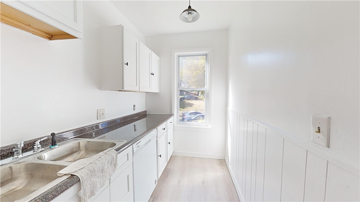 97 Alice Avenue Woonsocket, RI 02895 - Photo 16 of 39 Gallery Image 16