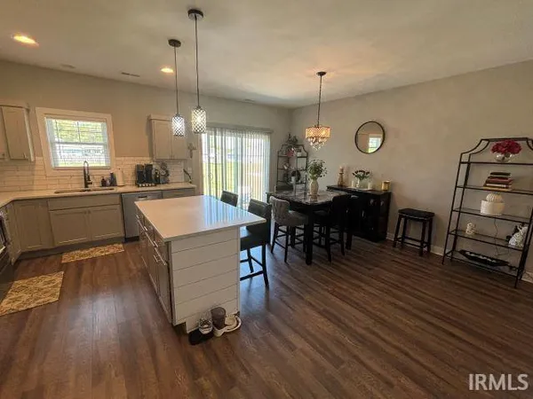 $325,000 | 839 Washington Street, Rockport, IN 47635