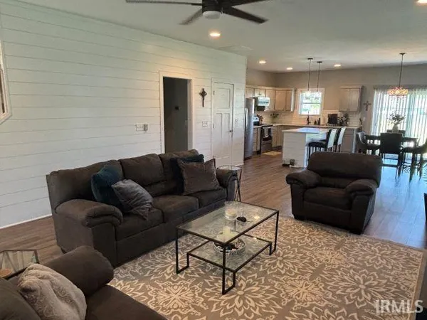 $325,000 | 839 Washington Street, Rockport, IN 47635