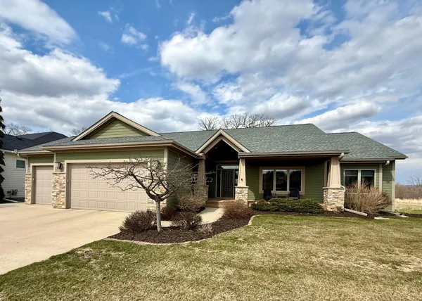 $725,000 | 4101 Stone Point Drive Northeast, Rochester, MN 55906