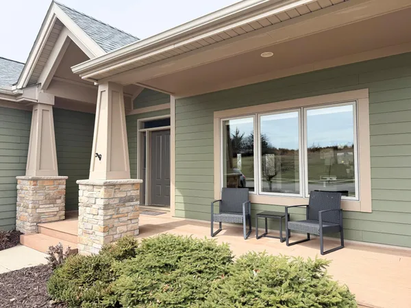 $725,000 | 4101 Stone Point Drive Northeast, Rochester, MN 55906