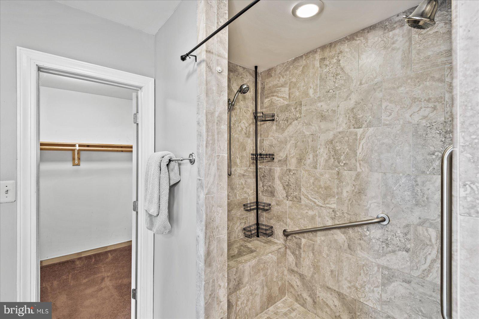 22149 Carters Gate Road Ruther Glen, VA 22546 - Photo 15 of 35 En Suite